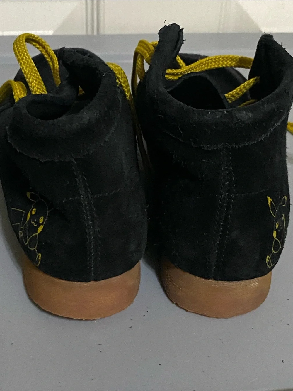 Clarks Original Pokemon Wallabee Mist Pikachu Suede Black Boot Shoe Kids US 13W